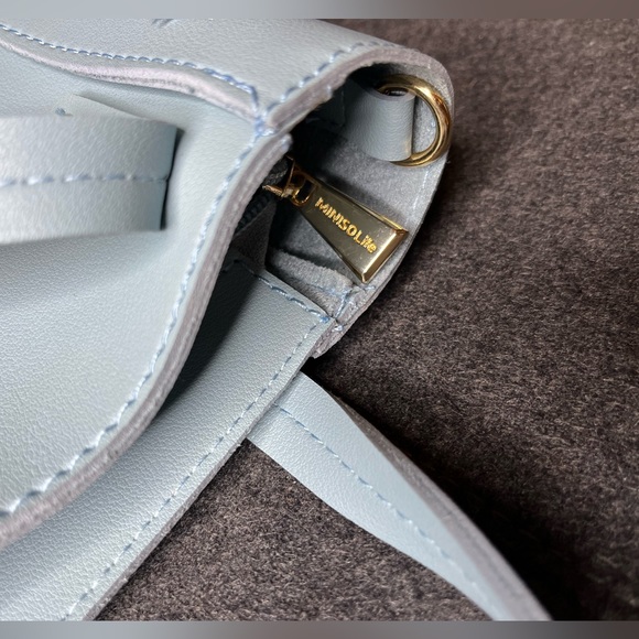 Miniso Life small handbag - Picture 2 of 5